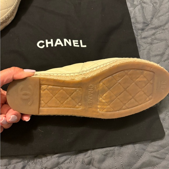 Chanel 36 Espadrilles ivory lambskin - Picture 12 of 14